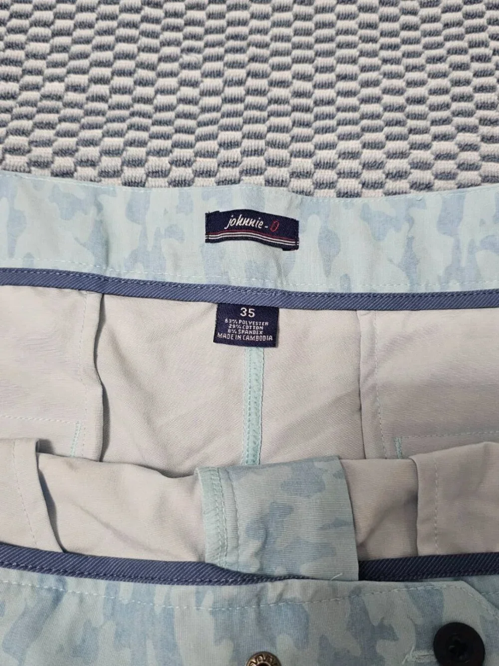 Johnnie O High Performance Hybrid Blue Camo Golf Beach Men's Shorts - Size 35